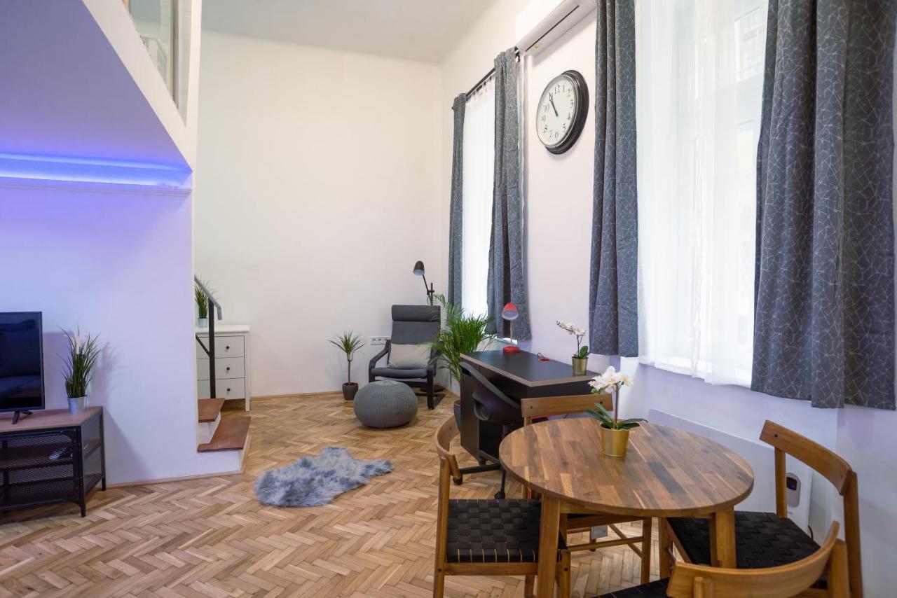 Bella Mia - Entire Apartment Near Liszt Ferenc Ter Budapeşte Dış mekan fotoğraf